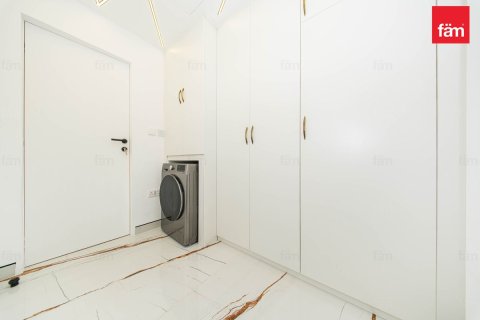 Apartamento en Dubai, 2 dormitorios, 127.6 m², № 123130 - foto 17
