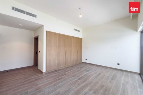 Villa in Dubai 6 bedrooms, 465.3 sq.m. № 123134 - photo 24
