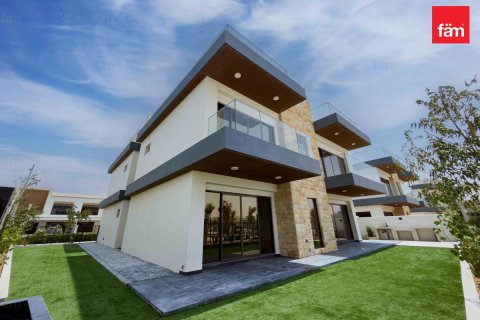 Villa in Dubai 6 bedrooms, 465.3 sq.m. № 123134 - photo 18