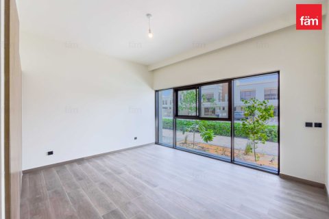 Villa in Dubai 6 bedrooms, 465.3 sq.m. № 123134 - photo 10