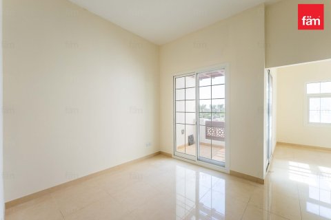 Villa en Dubai, 3 dormitorios, 549.9 m², № 54880 - foto 3