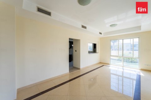 Villa en Dubai, 3 dormitorios, 549.9 m², № 54880 - foto 16