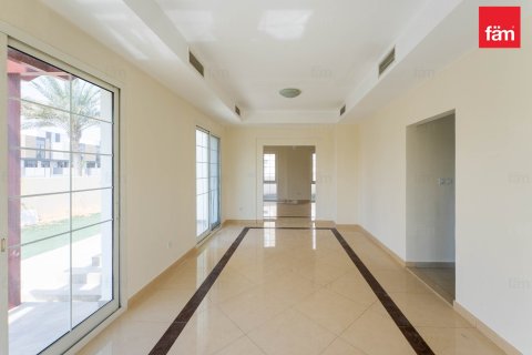 Villa en Dubai, 3 dormitorios, 549.9 m², № 54880 - foto 19