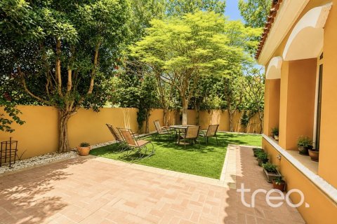 Townhouse in Arabian Ranches, Dubai 3 bedrooms, 206.15 sq.m. № 123547 - photo 10