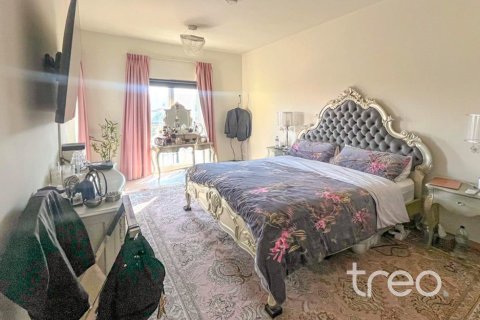 Villa en Dubai, 3 dormitorios, 244.15 m², № 123545 - foto 4