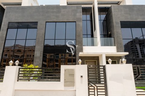 Villa en Jumeirah Village Circle, Dubai, 4 dormitorios, 160 m², № 68434 - foto 18
