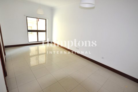 Снять в аренду квартиру в FIVE Palm Jumeirah, Пальма Джумейра, Дубай: 3 спальни, 308.62376600м², № 135007 - фото 23