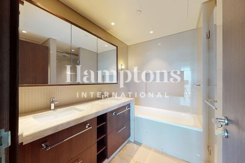 Appartement à Boulevard Point, Downtown Dubai (Downtown Burj Dubai), Dubai, 2 chambres, 131.36484200 m², № 135013 - photo 12