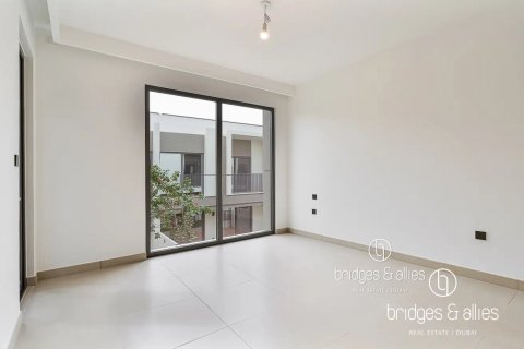 Villa in Tilal Al Ghaf, Dubai 3 bedrooms, 202 sq.m. № 90145 - photo 10