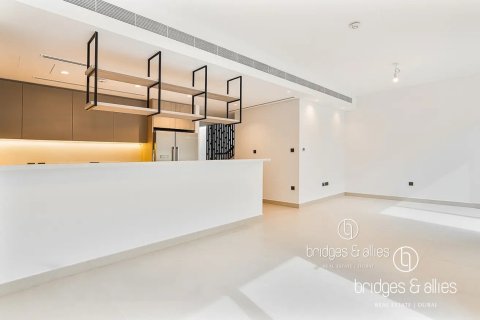 Villa in Tilal Al Ghaf, Dubai 3 bedrooms, 202 sq.m. № 90145 - photo 2