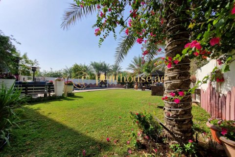 فيلا في Legacy, Jumeirah Park, دبي 3 غرف نوم, 325 م² رقم 15650 - صورة 9