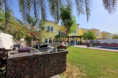 فيلا في Legacy, Jumeirah Park, دبي 3 غرف نوم, 325 م² رقم 15650 - صورة 2