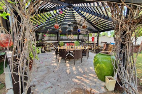 فيلا في Legacy, Jumeirah Park, دبي 3 غرف نوم, 325 م² رقم 15650 - صورة 8