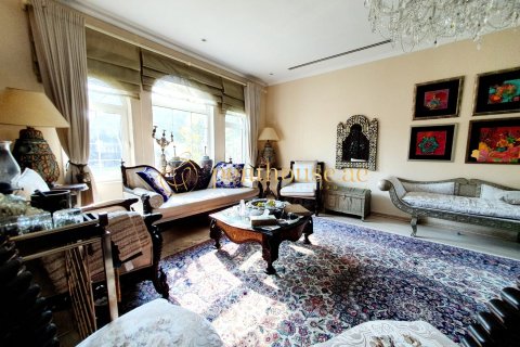 فيلا في Legacy, Jumeirah Park, دبي 3 غرف نوم, 325 م² رقم 15650 - صورة 3