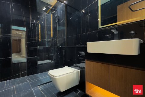 Снять в аренду квартиру в Дубае: 2 спальни, 126.9м², № 64420 - фото 13