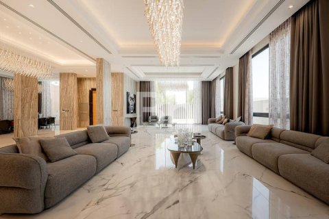 Villa à Al Quoz, Dubai, 7 chambres, 697 m², № 22858 - photo 3