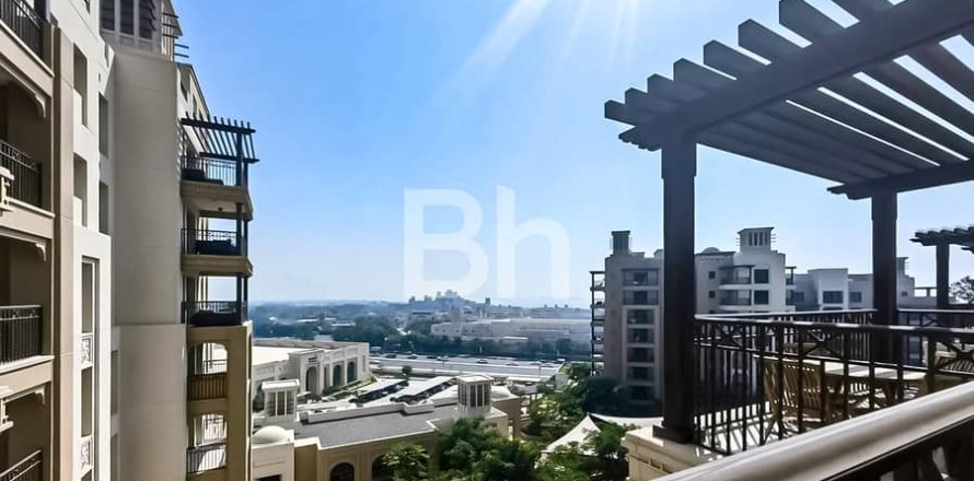 Appartement à Umm Suqeim, Dubai, 1 chambre, 77 m², № 22857
