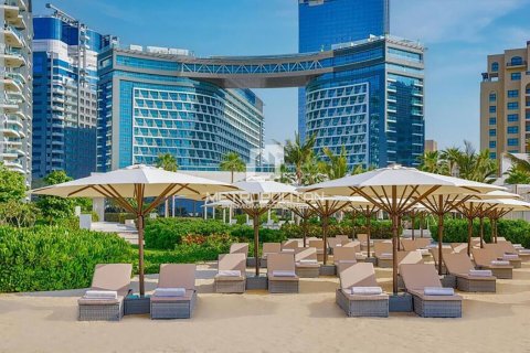 Apartment in Seven Palm, Palm Jumeirah, Dubai 29 sq.m. № 72858 - photo 14