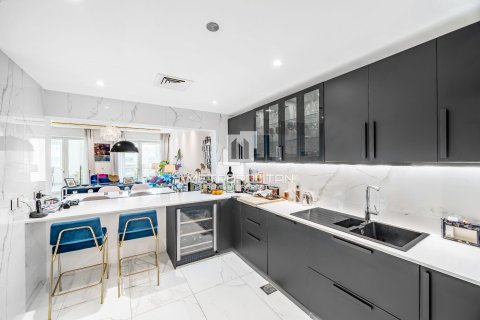 Купить квартиру в Shoreline Apartments, Пальма Джумейра, Дубай: 2 спальни, 185м², № 72853 - фото 12