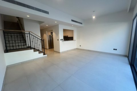 Adosado en Golf City, Dubai, 4 dormitorios, 144 m², № 120295 - foto 18