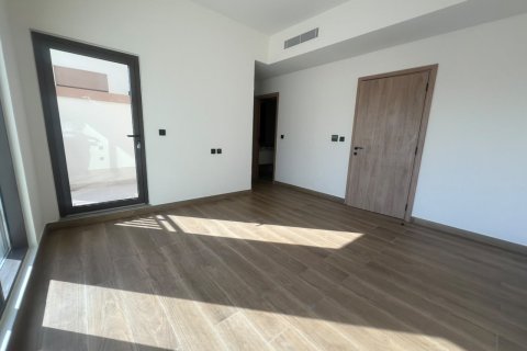 Adosado en Golf City, Dubai, 4 dormitorios, 144 m², № 120295 - foto 4