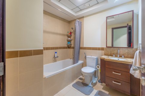 Apartment in Downtown Dubai (Downtown Burj Dubai), Dubai 2 bedrooms, 118 sq.m. № 120296 - photo 11