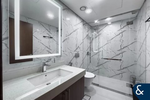 Apartamento en Business Bay, Dubai, 1 dormitorio, 95 m², № 78745 - foto 5