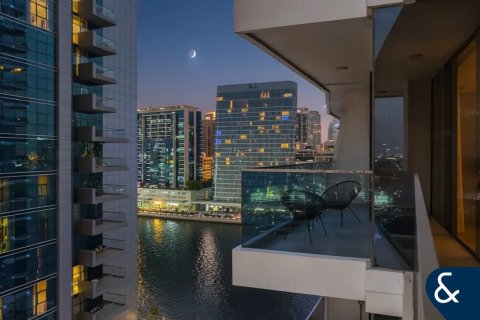 Apartamento en Business Bay, Dubai, 1 dormitorio, 95 m², № 78745 - foto 10