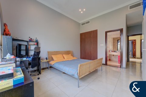 Villa en The Villa, Dubai, 5 dormitorios, 390 m², № 78744 - foto 11