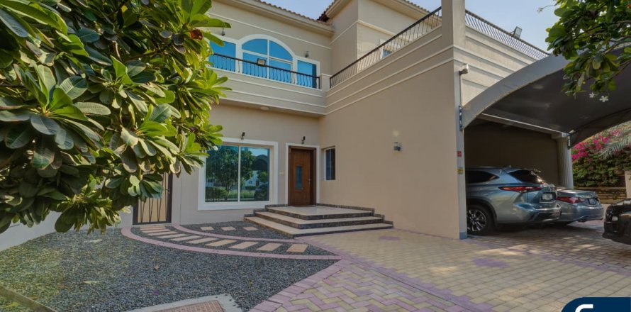 Villa en The Villa, Dubai, 5 dormitorios, 390 m², № 78744