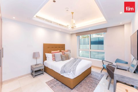 Снять в аренду квартиру в Дубай Марине, Дубай: 6 спален, 891.5м², № 14358 - фото 19