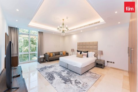Снять в аренду квартиру в Дубай Марине, Дубай: 6 спален, 891.5м², № 14358 - фото 20
