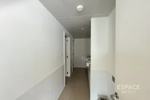 Office in Jumeirah Lake Towers, Dubai 107 sq.m. № 71232 - photo 8