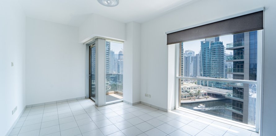 Apartment in Dubai 3 bedrooms, 172 sq.m. № 134103