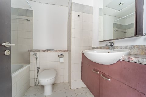 Apartment in Dubai 3 bedrooms, 172 sq.m. № 134103 - photo 17