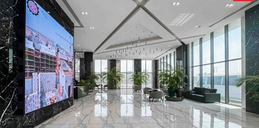 Bureau à Dubai, 533.4 m², № 59821