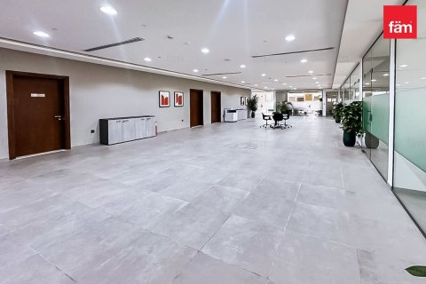 Bureau à Dubai, 533.4 m², № 59821 - photo 3