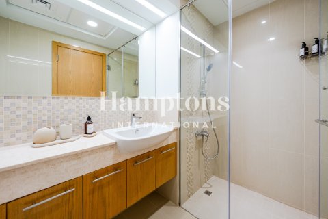 Apartment in Downtown Dubai (Downtown Burj Dubai), Dubai 2 bedrooms, 120.05018563 sq.m. № 83269 - photo 15