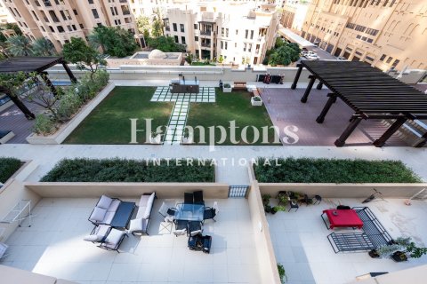 Apartment in Downtown Dubai (Downtown Burj Dubai), Dubai 2 bedrooms, 120.05018563 sq.m. № 83269 - photo 28