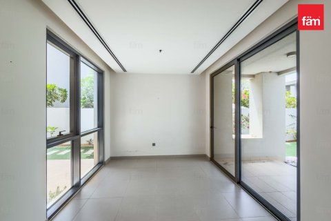 Villa in Dubai Hills Estate, Dubai 3 bedrooms, 405.8 sq.m. № 109152 - photo 11