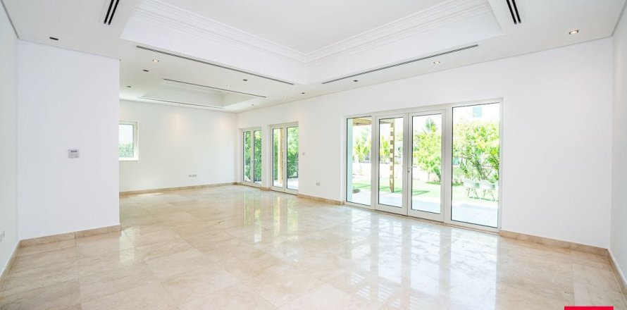 Villa in Al Furjan, Dubai 4 bedrooms, 644.5 sq.m. № 109150