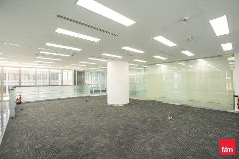 Office in Business Bay, Dubai 557.7 sq.m. № 109146 - photo 19