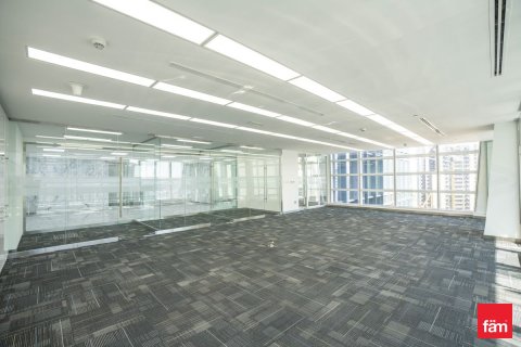 Office in Business Bay, Dubai 557.7 sq.m. № 109146 - photo 9