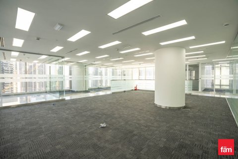 Office in Business Bay, Dubai 557.7 sq.m. № 109146 - photo 16