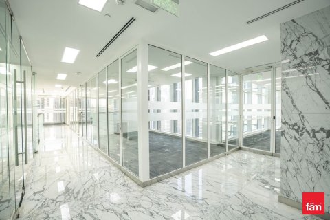 Office in Business Bay, Dubai 557.7 sq.m. № 109146 - photo 6