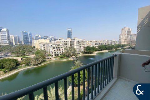Apartment in The Views, Dubai 1 bedroom, 76 sq.m. № 79315 - photo 9