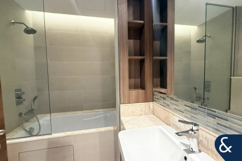 Appartement à IMPERIAL AVENUE à Downtown Dubai (Downtown Burj Dubai), Dubai, 3 chambres, 190 m², № 79299 - photo 11