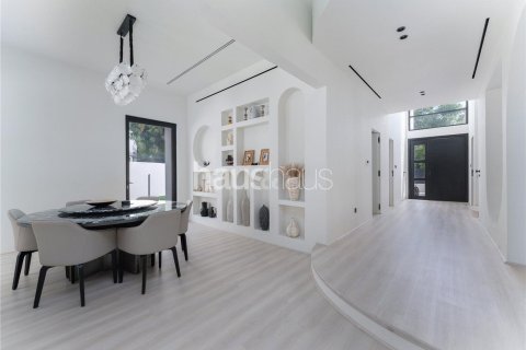 Villa in Arabian Ranches, Dubai 4 bedrooms, 325 sq.m. № 43381 - photo 2