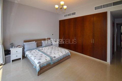 Townhouse in Jumeirah Islands, Dubai 4 bedrooms, 216 sq.m. № 43385 - photo 9