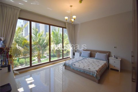 Townhouse in Jumeirah Islands, Dubai 4 bedrooms, 216 sq.m. № 43385 - photo 10